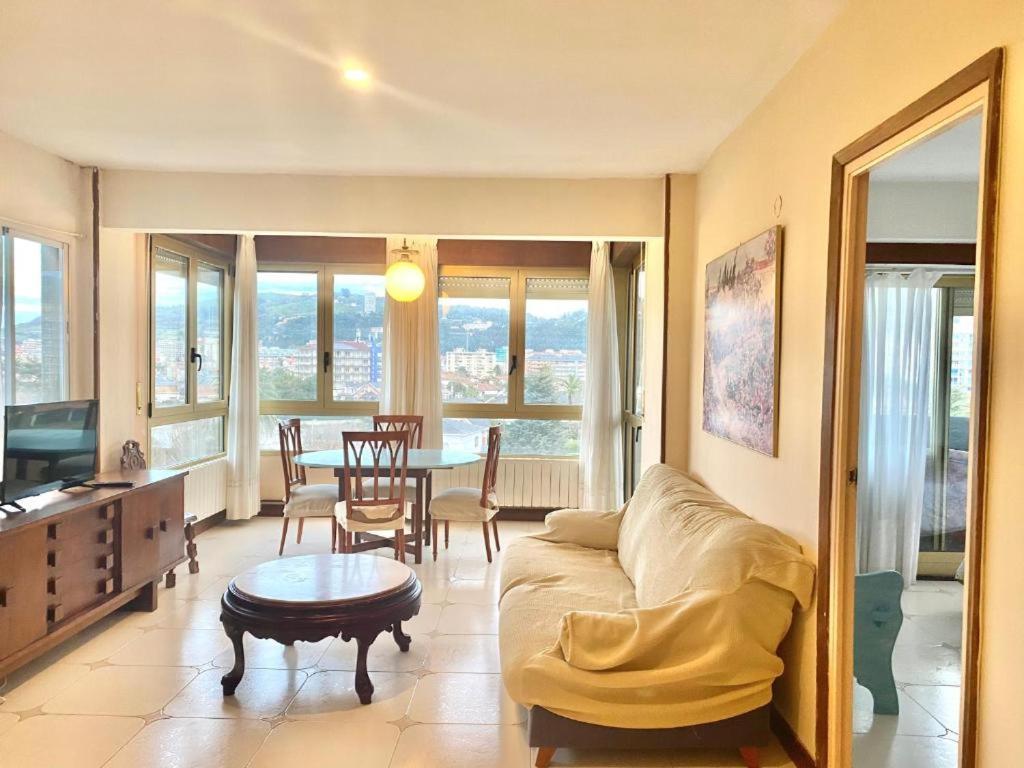 Apartment Laredo Sea Beach Bagian luar foto